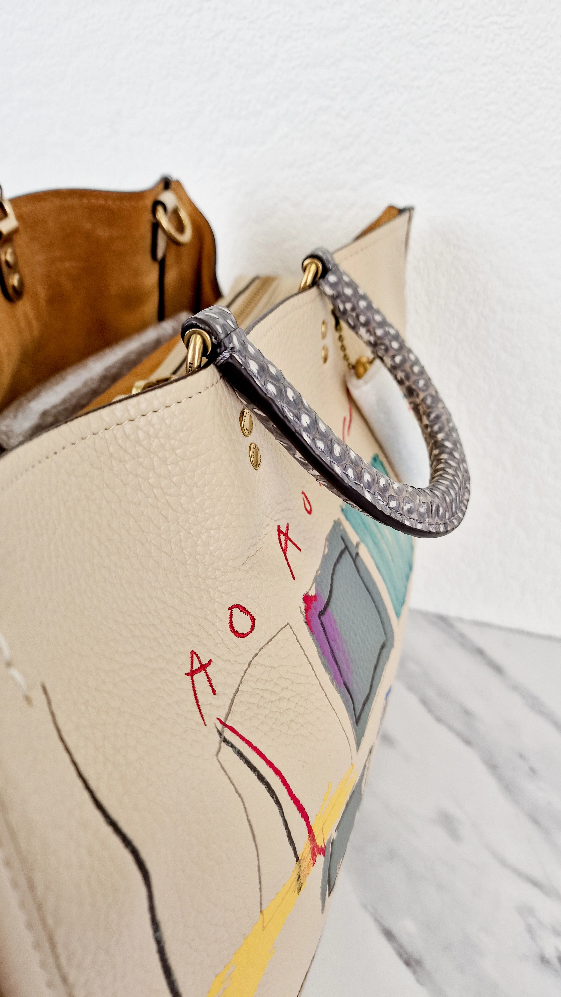 Thumbnail 11